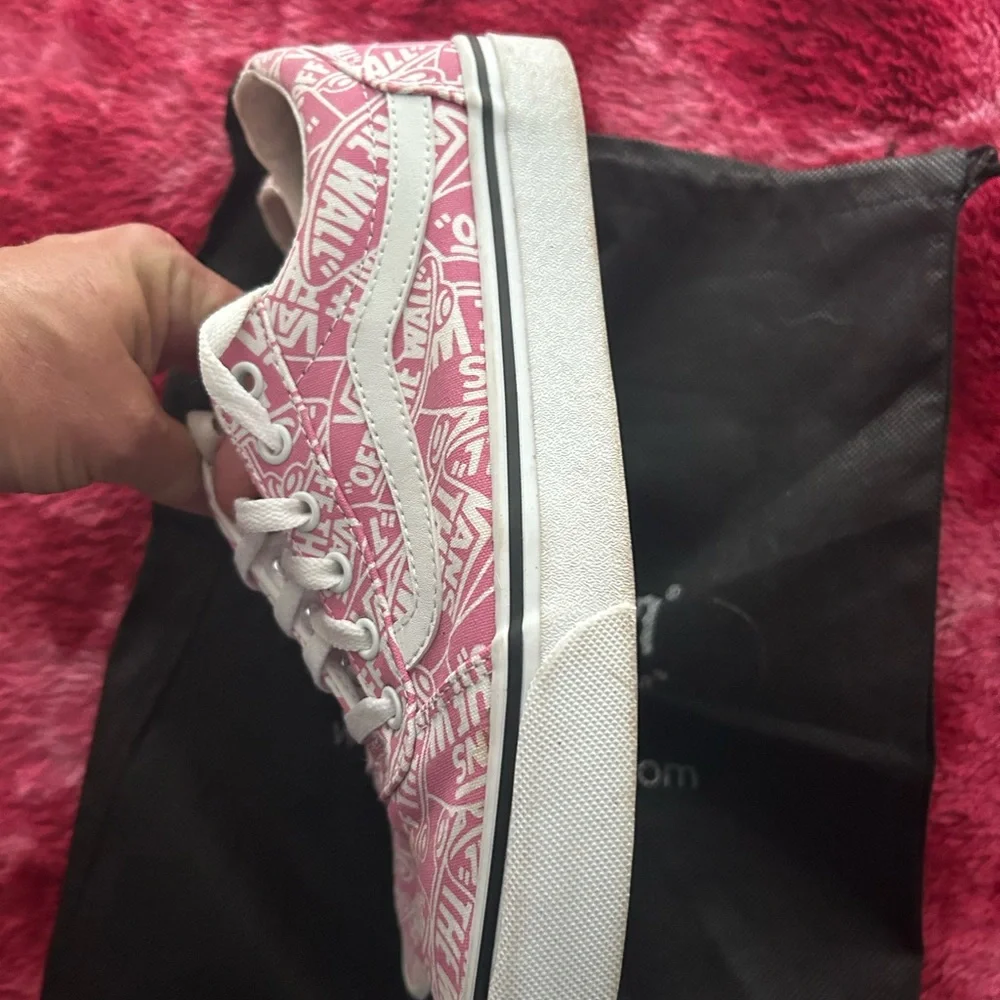Vans Pink and White Graphic Sneakers - Picture 7 of 8
